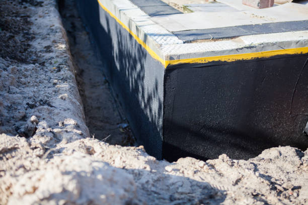 Professional Crawl Space Encapsulation technician working in Berry, AL